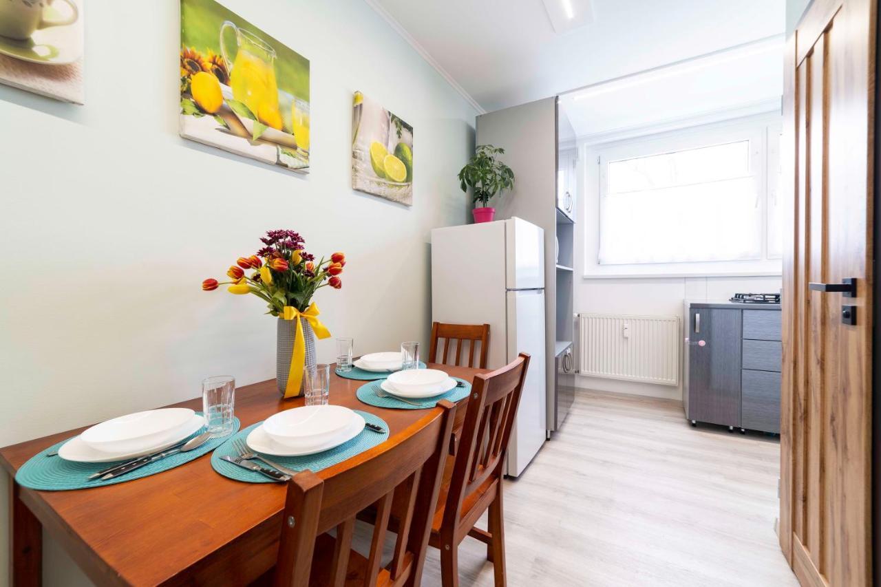 Comfort 66 - Real-Life 3-Room Family Stay With 4 Beds Miskolc Exterior photo